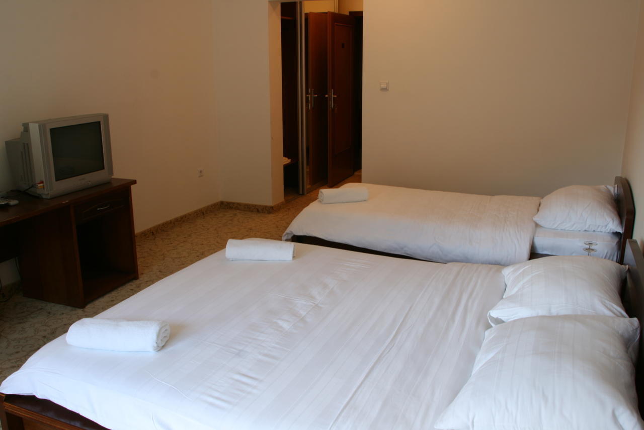 Jablanica Motel Maksumic المظهر الخارجي الصورة